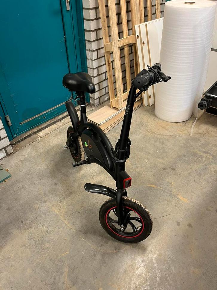 Kugoo kirin b1, Fietsen en Brommers, Steps, Zo goed als nieuw, Elektrische step (E-scooter), Ophalen