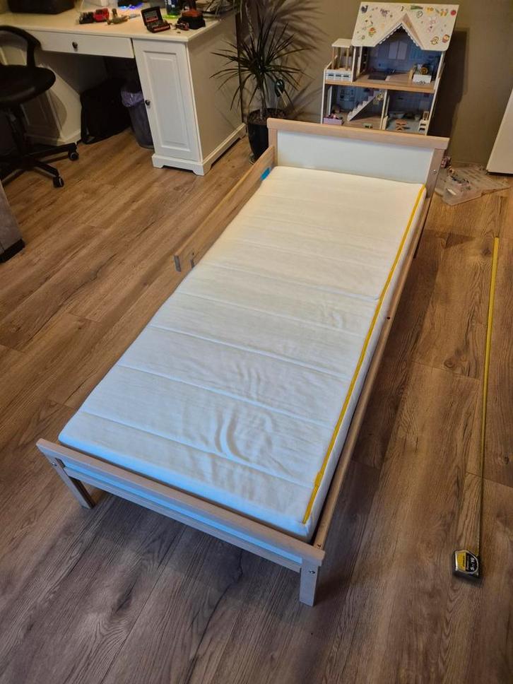 Peuterbed, ikea, Sniglar, wit, kinderbed, zgan, Antiek en Kunst, Antiek | Meubels | Bedden, Ophalen