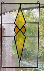 Glas in lood raamhanger in geeltinten, Ophalen of Verzenden, Zo goed als nieuw, Minder dan 80 cm, Glas in lood