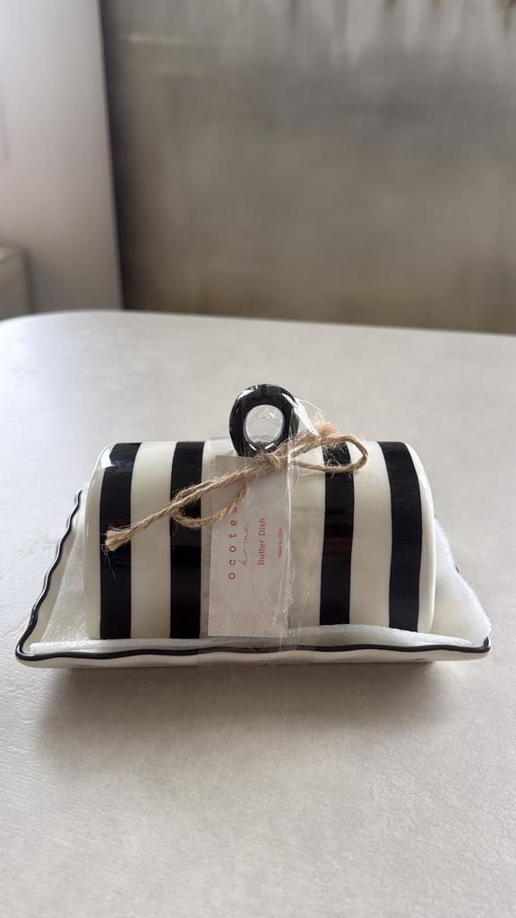 Ocotes home butter dish zwart wit NIEUW, Ophalen of Verzenden, Nieuw, Overige stijlen, Kop(pen) en/of Schotel(s)