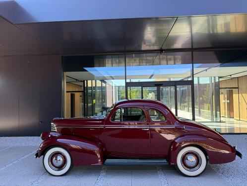 Prachtige Oldsmobile Series F Business Coupe uit 1938, Auto's, Oldsmobile, Bedrijf, Benzine, Coupé, Handgeschakeld, Rood, Bruin