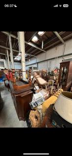 Grote loten meubels ladders tapijten van inboedel, Huis en Inrichting, Complete inboedels, Ophalen