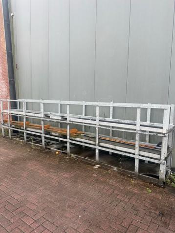 Langmateriaal container - Heftruck verplaatsbaar 6,1M beschikbaar voor biedingen