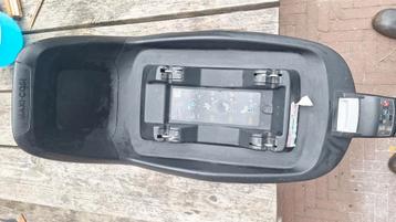 Maxicosy 2wayfix isofix base beschikbaar voor biedingen