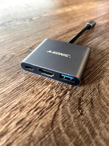 USB-C naar HDMI verloopje beschikbaar voor biedingen