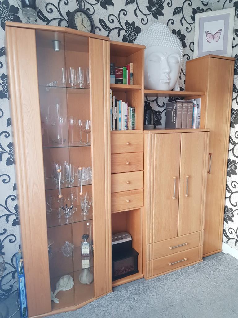 Blank eiken wandkast i.z.g.s, Huis en Inrichting, Kasten | Vitrinekasten, Ophalen, Zo goed als nieuw, 25 tot 50 cm, 200 cm of meer
