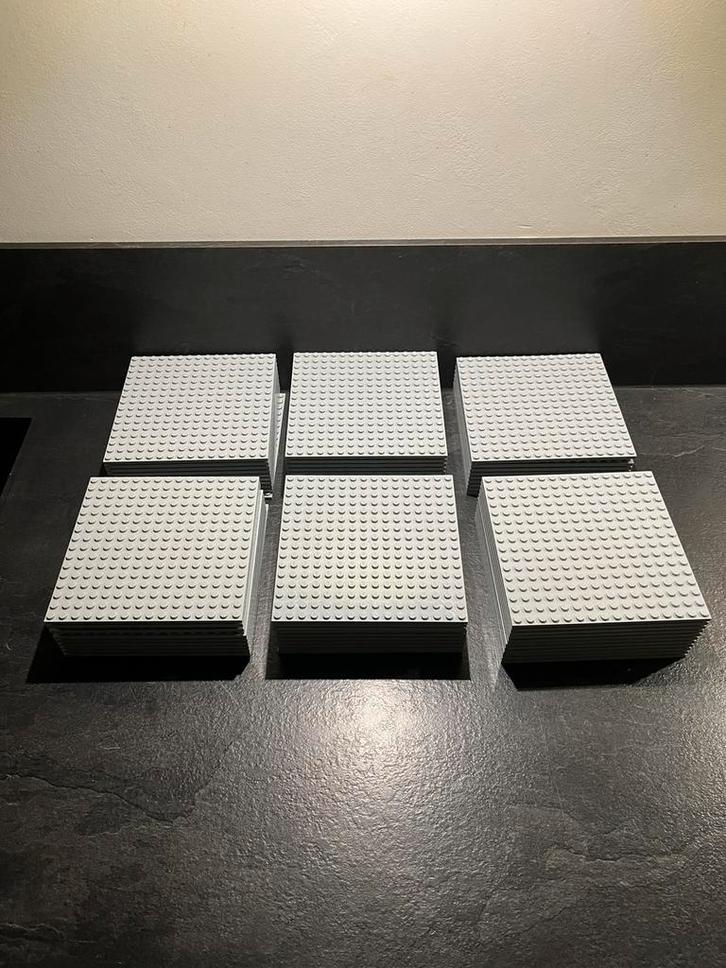 Lego Partij/Lot 60x Grijze Baseplate 16x16, Kinderen en Baby's, Speelgoed | Duplo en Lego, Gebruikt, Lego, Losse stenen, Ophalen of Verzenden