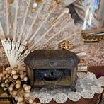 Antiek Frans sieradenkistje., Antiek en Kunst, Ophalen of Verzenden