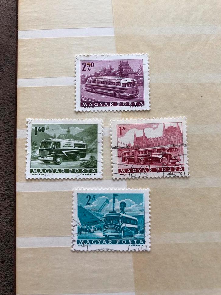 Hongarije Postzegels - Bussen, Postzegels en Munten, Postzegels | Volle albums en Verzamelingen, Buitenland, Ophalen of Verzenden
