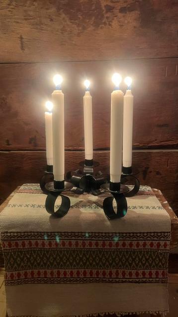 Zweeds kroon kandelaar beschikbaar voor biedingen