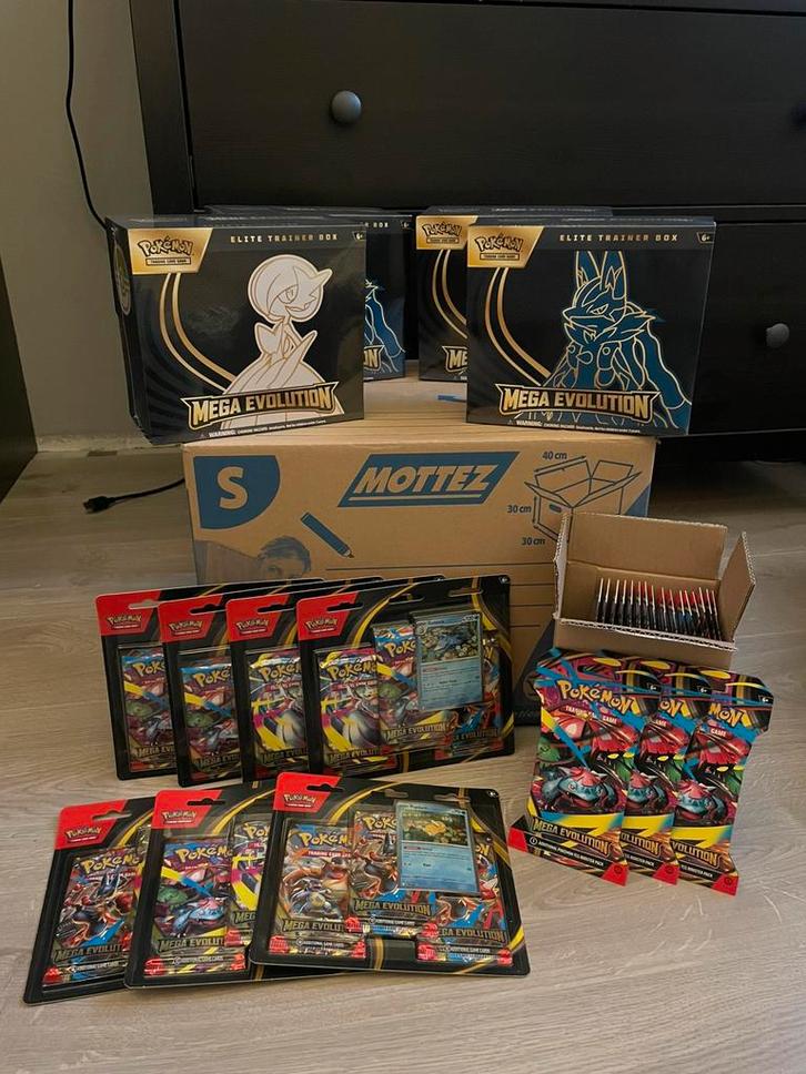 New Pokemon Mega Evolutions, Hobby en Vrije tijd, Verzamelkaartspellen | Pokémon, Nieuw, Ophalen of Verzenden