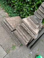 Grindtegels gratis 40 stuks, Tuin en Terras, Tegels en Klinkers, Ophalen, Gebruikt, 10 m² of meer, Grind