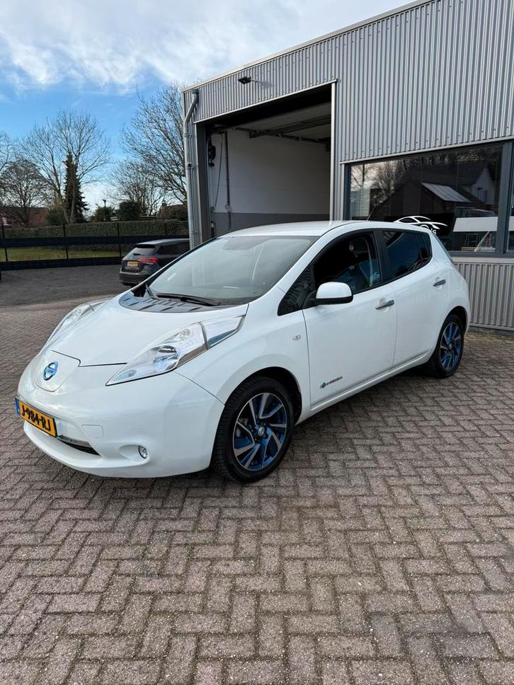 Nissan Leaf  Visia 2015 Wit, Auto's, Nissan, Bedrijf, Leaf, ABS, Achteruitrijcamera, Airbags, Airconditioning, Alarm, Bluetooth