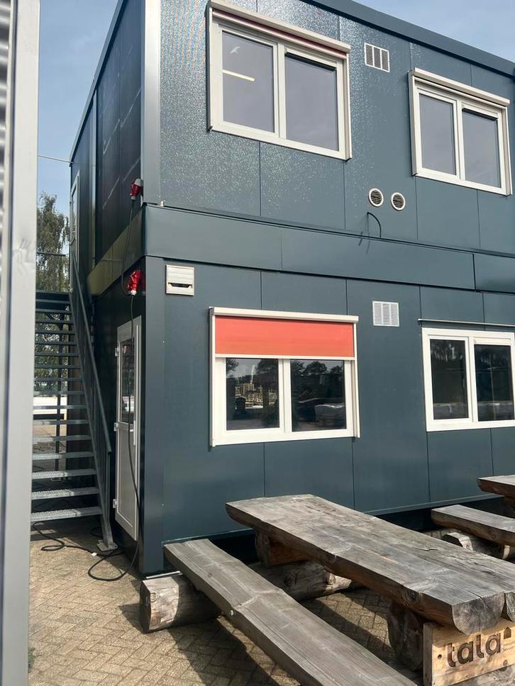 Nette units te koop/te huur met bet, kunnen gestapeld worden, Zakelijke goederen, Machines en Bouw | Keten en Containers, Ophalen