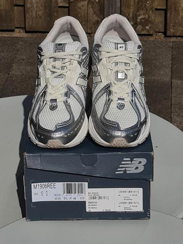 New Balance 1906R Silver Metalic beschikbaar voor biedingen
