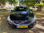 Volvo V60 T4 180pk Start/stop 2011 Zwart, Auto's, Voorwielaandrijving, 1596 cc, 15 km/l, 74 €/maand