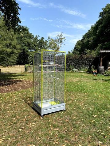 Voltrega Volière 420 – Grijs/Groen – 65x54x150 cm Inclusief  beschikbaar voor biedingen