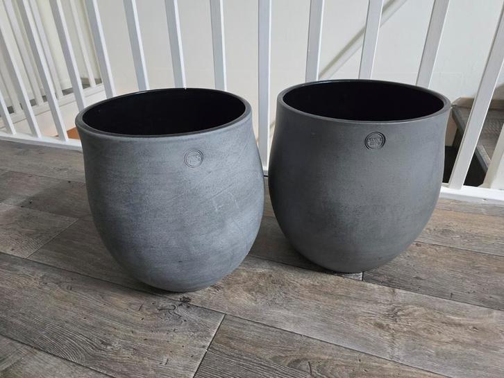 Mooie Bloempotten - Stijlvol en Duurzaam, Tuin en Terras, Bloempotten, Zo goed als nieuw, Beton, Binnen, Balkon, Tuin, Minder dan 40 cm