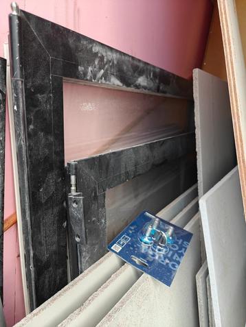 ramen aluminium  beschikbaar voor biedingen