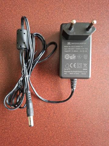 Power adapter (24V 600mA) beschikbaar voor biedingen