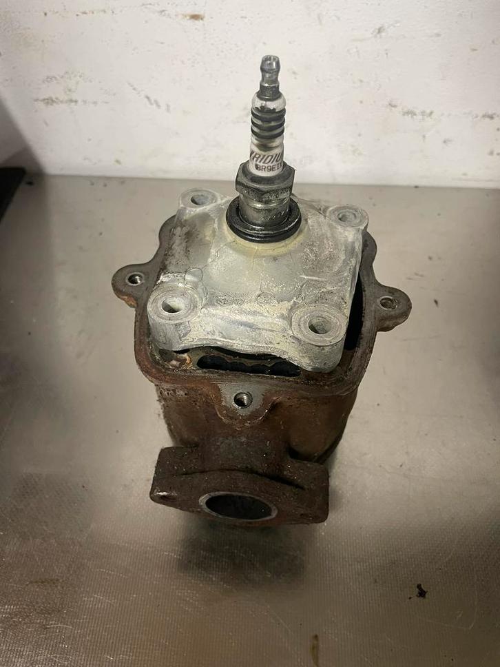 Gilera runner / hexagon 125cc cilinder, Motoren, Tuning en Styling, Ophalen