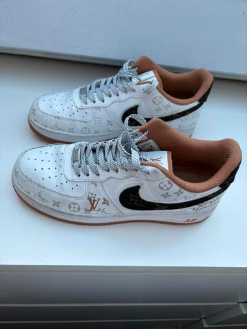Nike louis vuitton sneakers 43 beschikbaar voor biedingen