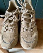 Isabel Marant sneakers 37 beige, Ophalen of Verzenden, Zo goed als nieuw, Beige, Sneakers of Gympen