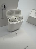 Airpods 2nd generation met draadloze oplaadcase (mediamarkt), Ophalen of Verzenden, Zo goed als nieuw