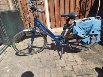 Goed onderhouden Sirocco dames fiets beschikbaar voor biedingen