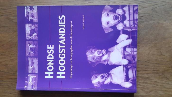 M. Nijland - Hondse hoogstandjes, Boeken, Dieren en Huisdieren, Zo goed als nieuw, Honden, Ophalen of Verzenden