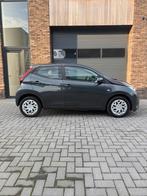 Toyota Aygo 1.0 X-play 5D 2019 Grijs Carplay/Camera, Auto's, Voorwielaandrijving, 4 stoelen, Origineel Nederlands, Bedrijf