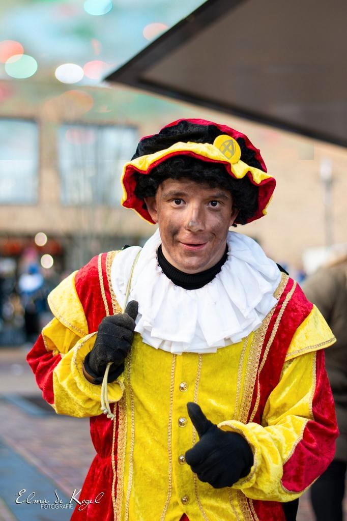 Lollige Piet beschikbaar voor huisbezoeken!, Diversen, Sinterklaas, Ophalen of Verzenden