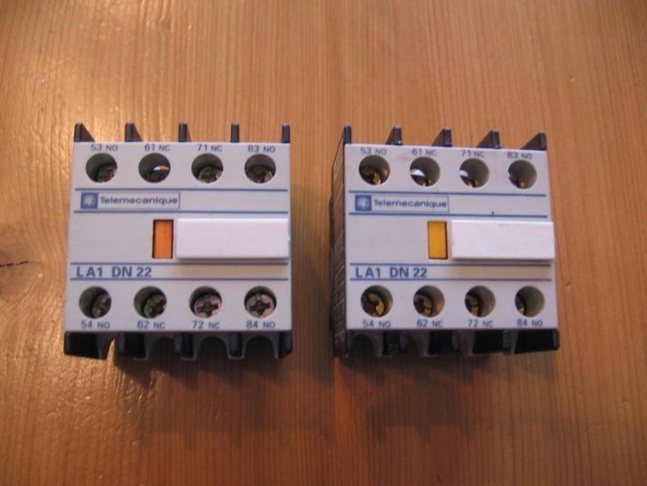 Telemecanique hulpcontacten LA1-DN01,02,11,20,22,04 en 40., Hobby en Vrije tijd, Elektronica-componenten, Gebruikt, Verzenden