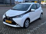 Toyota Aygo 1.0 VVT-i x-play/Dealer Onderh/RIJKLAAR, Auto's, Voorwielaandrijving, Stof, Gebruikt, 4 stoelen