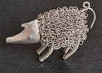 Leuk metalen dieren beeldje. De hoogte is 9,5cm., Verzenden