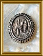 Oude Maria Lourdes broche, Ophalen of Verzenden, Overige materialen, Broche