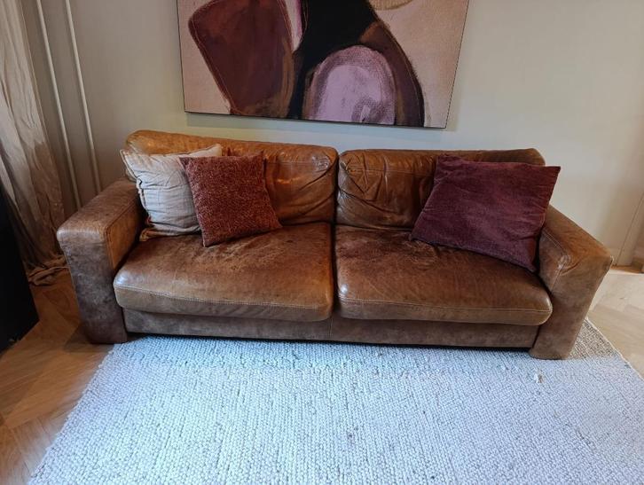 Cognac leren bank – stoer en comfortabel, Huis en Inrichting, Banken | Bankstellen, Gebruikt, Rechte bank, Driepersoons, 200 tot 250 cm