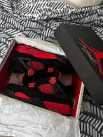 Air Jordan 4 Red Thunder - Maat 44, Ophalen, Nieuw, Zwart, Sneakers of Gympen