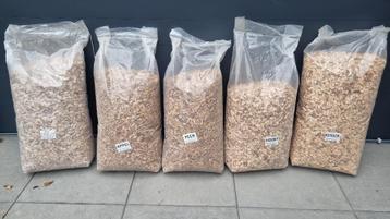 75 kg rookhout (eiken, appel, kersen, hickory, peer) beschikbaar voor biedingen
