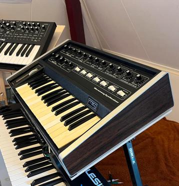 Micromoog Synthesizer (#5352 - 1975-1978) incl Doepfer MIDI, Muziek en Instrumenten, Ophalen of Verzenden, Gebruikt, Overige aantallen