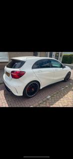 Mercedes-Benz A-Klasse A 45 AMG 4MATIC 430pk Aut7 2015 Wit, Auto's, Automaat, 4 cilinders, Wit, 14 km/l