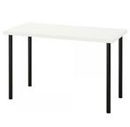 Witte bureau met zwarte poten ikea, Ophalen of Verzenden, In hoogte verstelbaar, Gebruikt