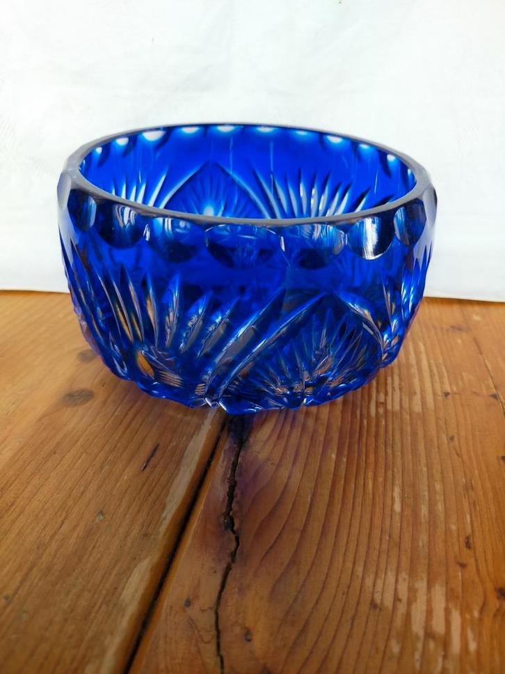 Prachtige blauwe kristallen geslepen kom, bak, Boheems,?, Antiek en Kunst, Antiek | Glas en Kristal, Ophalen of Verzenden