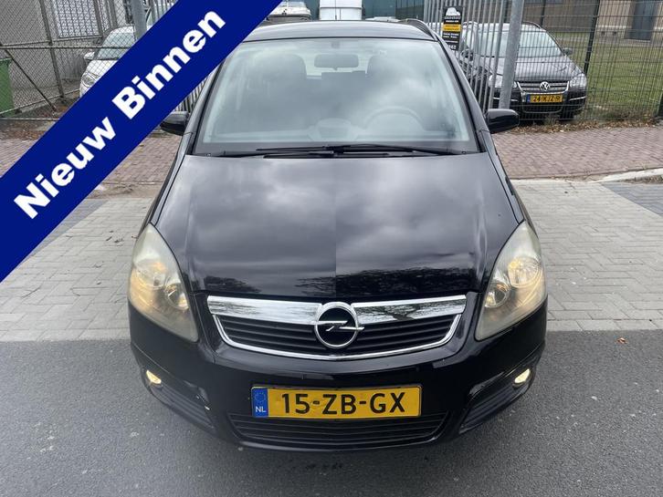 Opel Zafira 1.6 Temptation Weinig km zeer mooi loopt en rijd, Auto's, Opel, Bedrijf, Te koop, Zafira, ABS, Airbags, Airconditioning