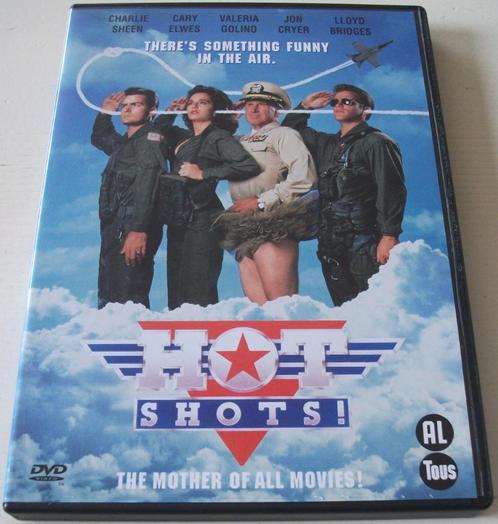 Dvd *** HOT SHOTS! *** There's something funny in the air, Cd's en Dvd's, Dvd's | Komedie, Zo goed als nieuw, Overige genres, Alle leeftijden