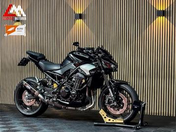 KAWASAKI Z900 PERFORMANCE - 2025 - Akrapovic beschikbaar voor biedingen