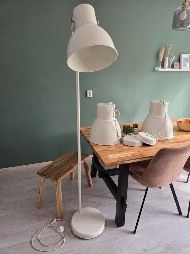 Set van 3 IKEA HEKTAR industriële lampen – wit, Huis en Inrichting, Lampen | Vloerlampen, Gebruikt, Minder dan 100 cm, Metaal