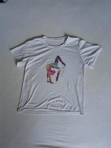 Turn t-shirt maat 122-128 beschikbaar voor biedingen