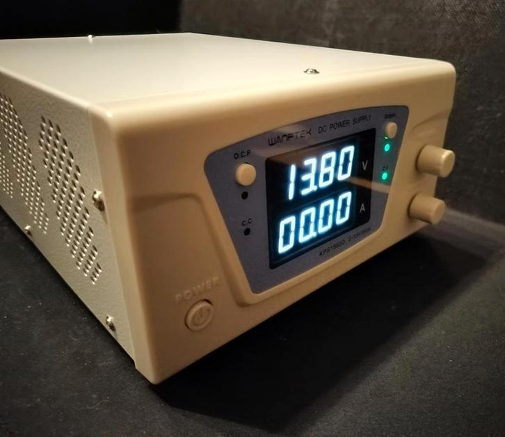 Gestabiliseerde Voeding & Lader - KPS1560D, Hobby en Vrije tijd, Elektronica-componenten, Ophalen