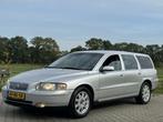Volvo V70 2.4 MOM. LEDER STL VERW TREKH NW APK SPOILER, Zwart, Stationwagon, Euro 4, 83 €/maand